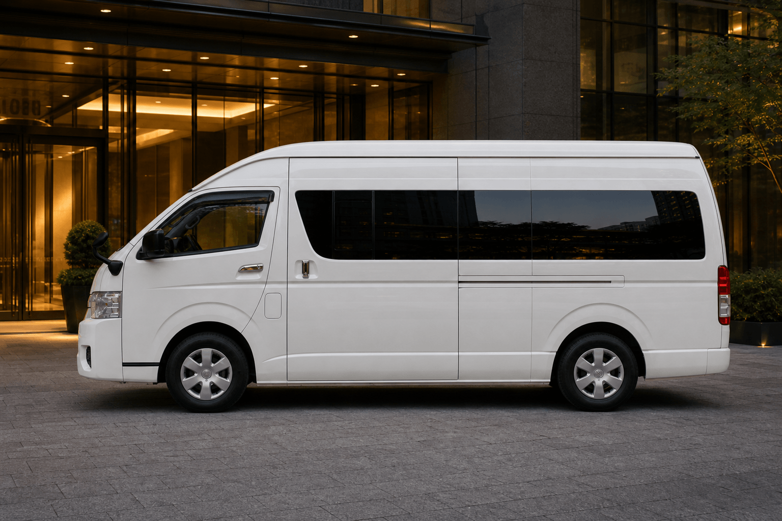 10 суудалтай Hiace буюу ижил түвшний