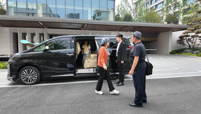 Tokyo One-way Private Transfer · 5